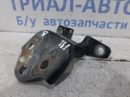 Фото запчасти MB574274 Петля двери передней левой Pajero Sport 2,5 diesel 97-08