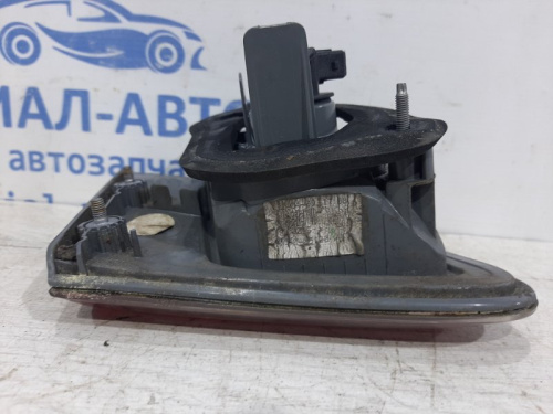 Фото запчасти 8158105100 Фонарь задний внутренний правый Avensis T27