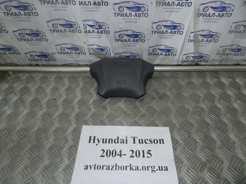 Фото запчасти 569002E200WK Подушка в руль СЕРОГО ЦВЕТА Tucson 04-14