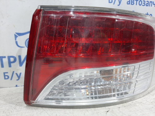 Фото запчасти 8155105250 Фонарь задний внешний правый Avensis T27
