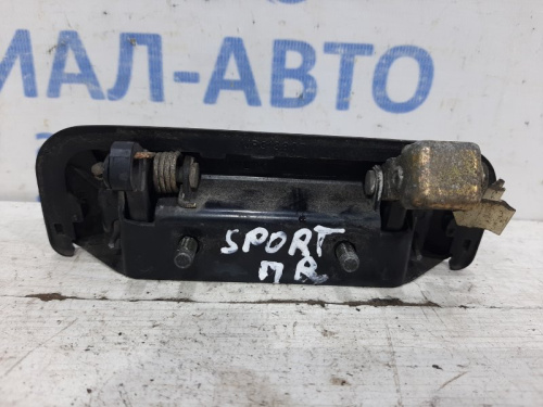 Фото запчасти MR313807 Ручка двери внешняя передняя правая Pajero Sport 2,5 diesel 97-08
