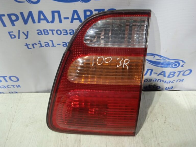 Фонарь задний внешний правый Toyota Land Cruiser 1998-2007 8158160141 (Арт. 7699)