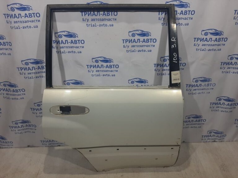 Дверь задняя правая Toyota Land Cruiser 1998-2007 6700360230 (Арт. 6919)