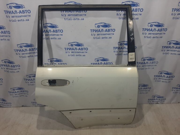 Дверь задняя правая Toyota Land Cruiser 1998-2007 6700360230 (Арт. 6922)