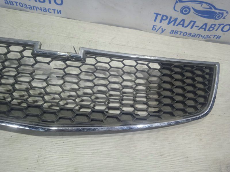 Решетка радиатора Chevrolet Cruze 2008-2016 95931767 (Арт. 17079) Решетка радиатора Chevrolet Cruze 2008-2016 95931767 (Арт. 17079)