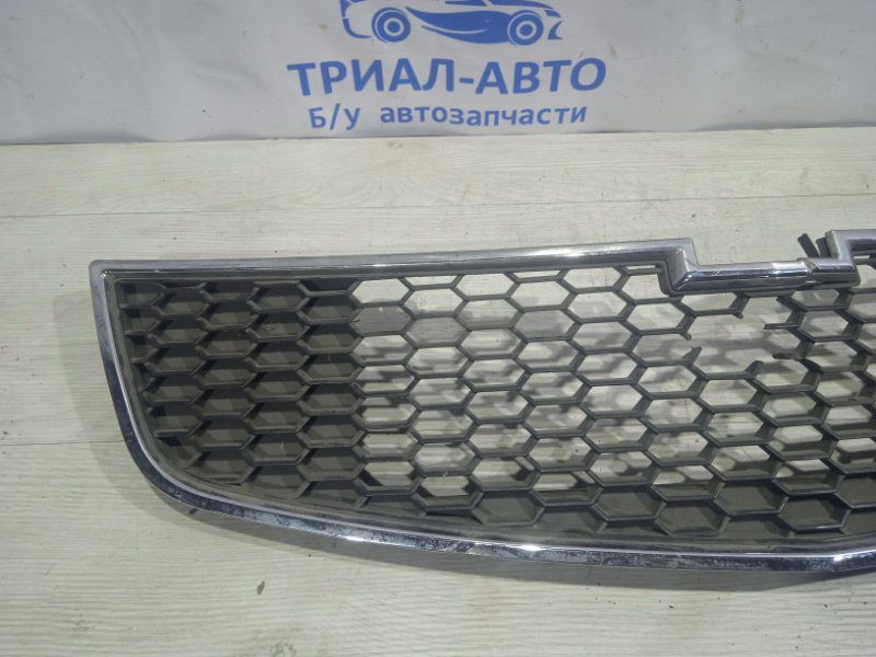 Решетка радиатора Chevrolet Cruze 2008-2016 95931767 (Арт. 17079) Решетка радиатора Chevrolet Cruze 2008-2016 95931767 (Арт. 17079)