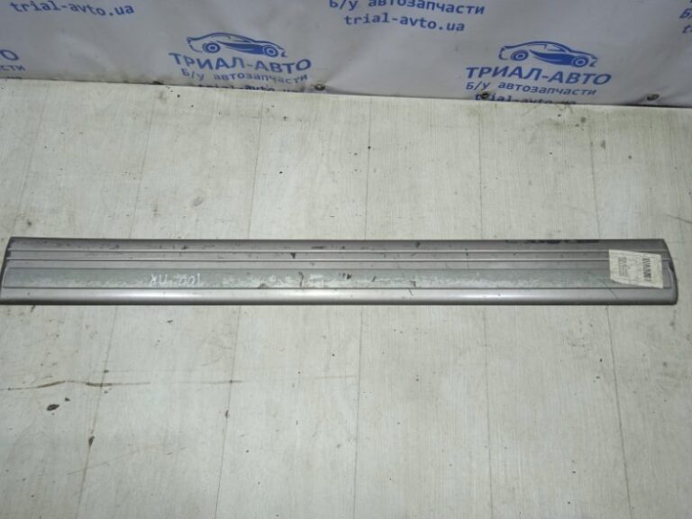 Накладка двери Toyota Land Cruiser 1998-2007 75731601200 (Арт. 7204)