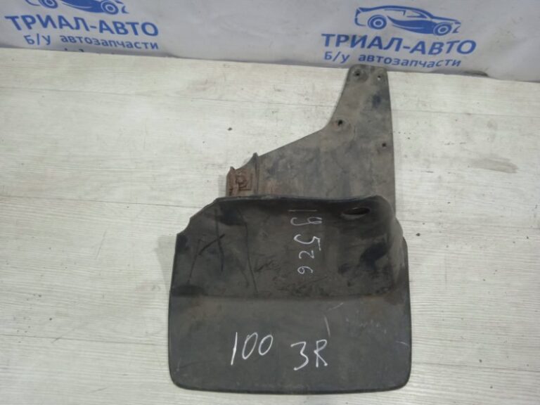 Брызговик задний правый Toyota Land Cruiser 1998-2007 7662560150 (Арт. 6837)