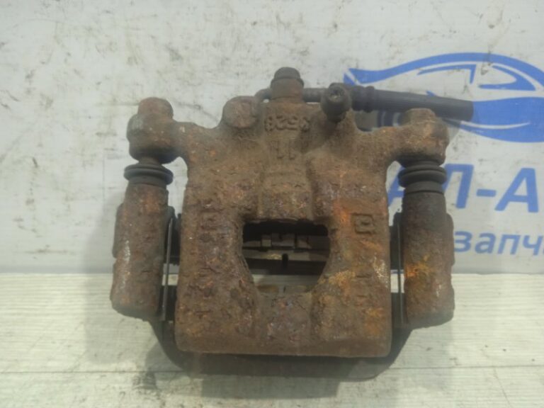 Суппорт задний правый Nissan Juke 2010-2019 440011KD0A (Арт. 302)