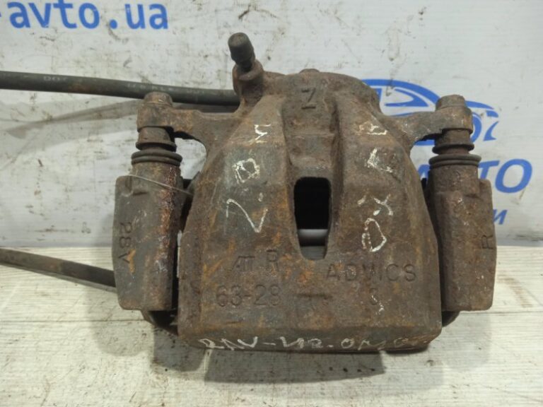 Суппорт передний правый Toyota RAV 4 2005-2012 4773042090 (Арт. 14130)