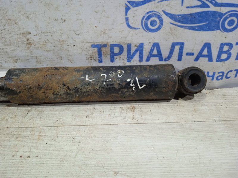 Амортизатор задний Mitsubishi L200 2006-2015 MR992632 (Арт. 17423) Амортизатор задний Mitsubishi L200 2006-2015 MR992632 (Арт. 17423)