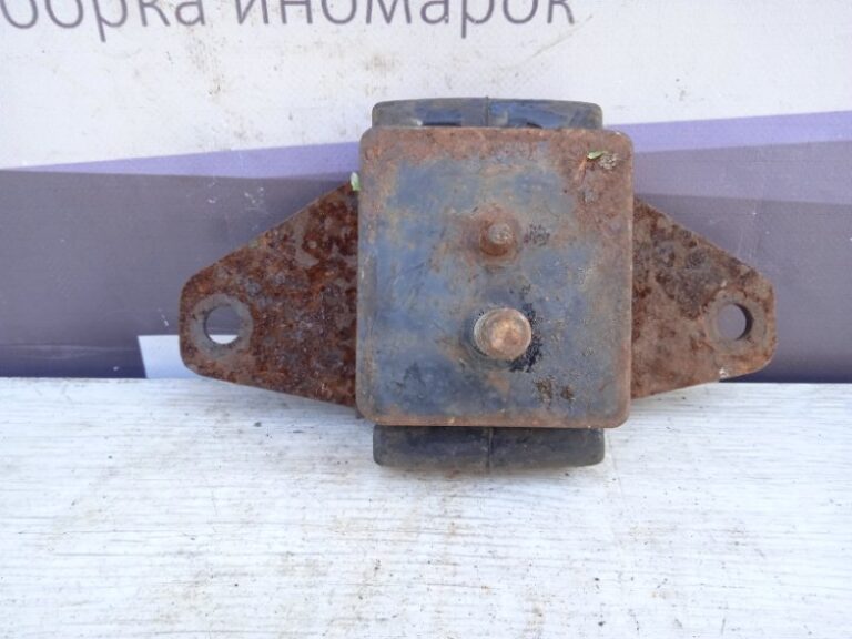 Подушка ДВС правая Toyota Land Cruiser 1998-2007 1236150121 (Арт. 7318)