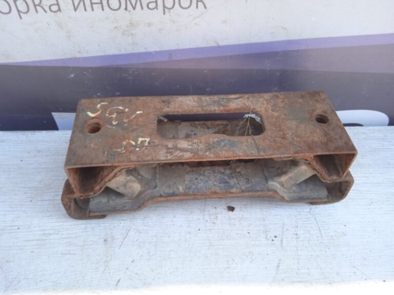 Подушка ДВС задняя Suzuki Grand Vitara 2005-2016 1161073K00 (Арт. 14503)
