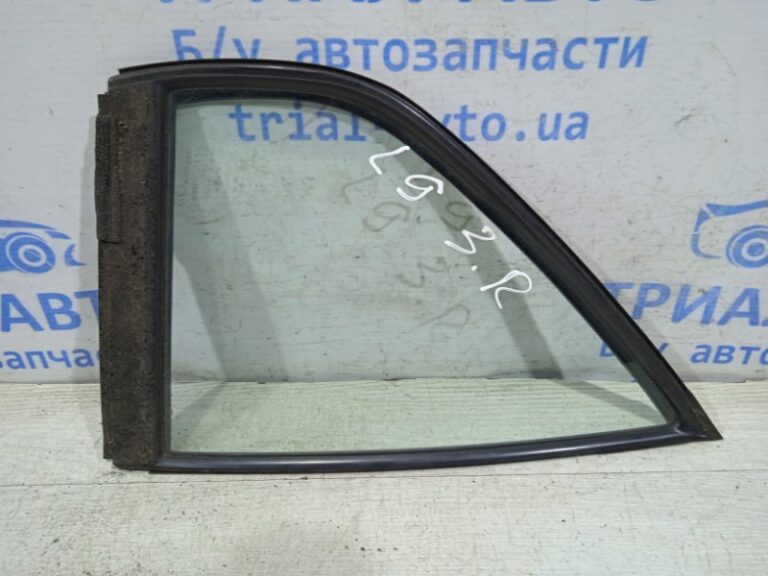 Стекло двери задней правой (форточка) Mitsubishi Lancer 2003-2009 MR525826 (Арт. 6217)