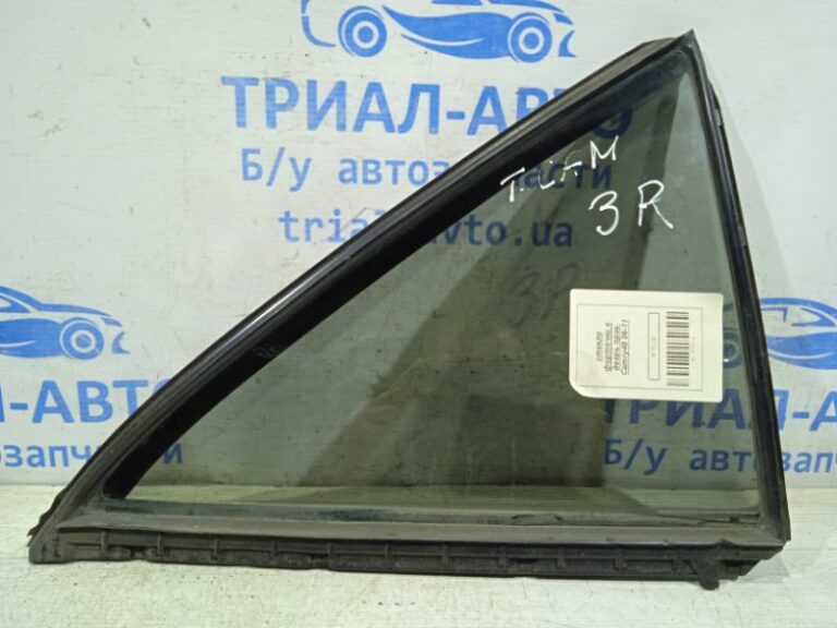 Стекло двери задней правой (форточка) Toyota Camry 2006-2011 6812306050 (Арт. 1464)