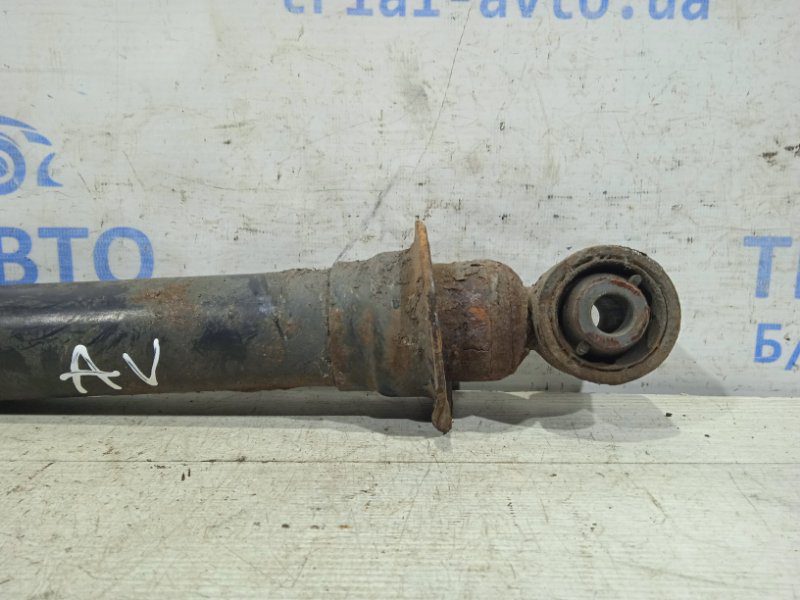 Амортизатор задний Toyota Avensis 2003-2009 4853009651 (Арт. 18718) Амортизатор задний Toyota Avensis 2003-2009 4853009651 (Арт. 18718)