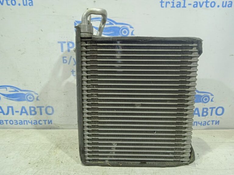 Осушитель кондиционера Nissan Qashqai 2006-2013 27140JD20A (Арт. 18857)