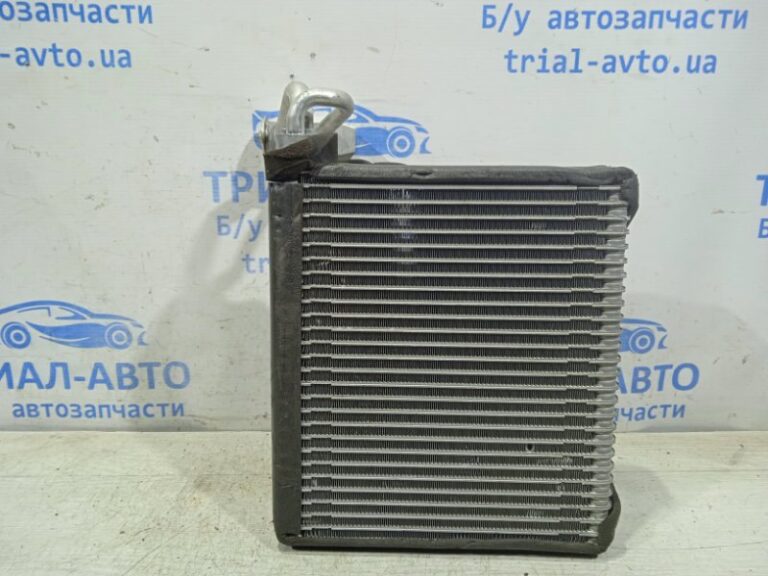Осушитель кондиционера Nissan Qashqai 2006-2013 27140JD20A (Арт. 18858)