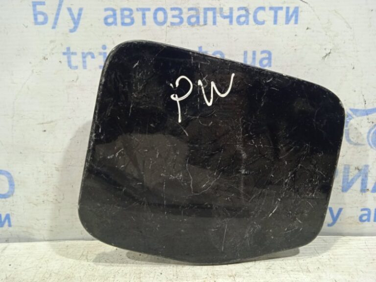 Лючок бака Mitsubishi Pajero Wagon 2006-2022 5940A078 (Арт. 10116)