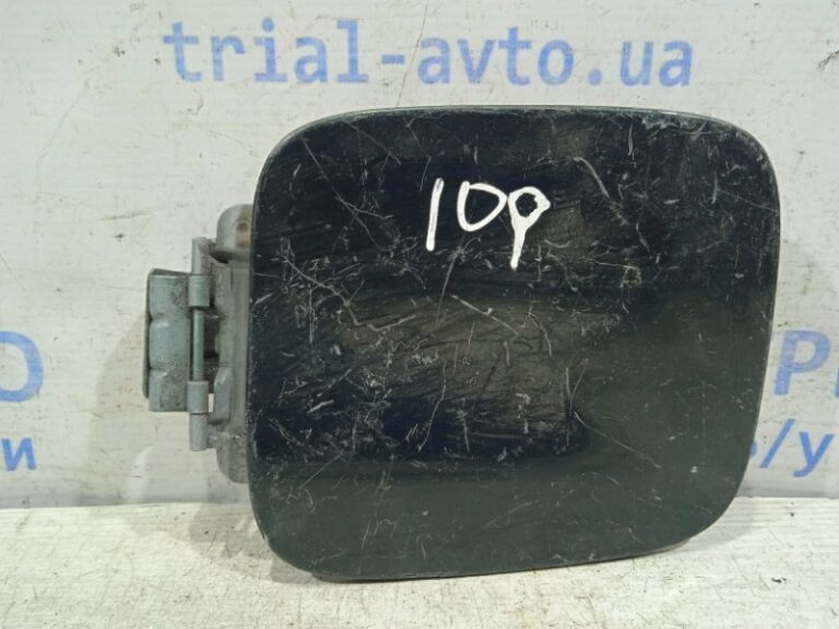 Лючок бака Toyota Land Cruiser 1998-2007 7735060060 (Арт. 7102)