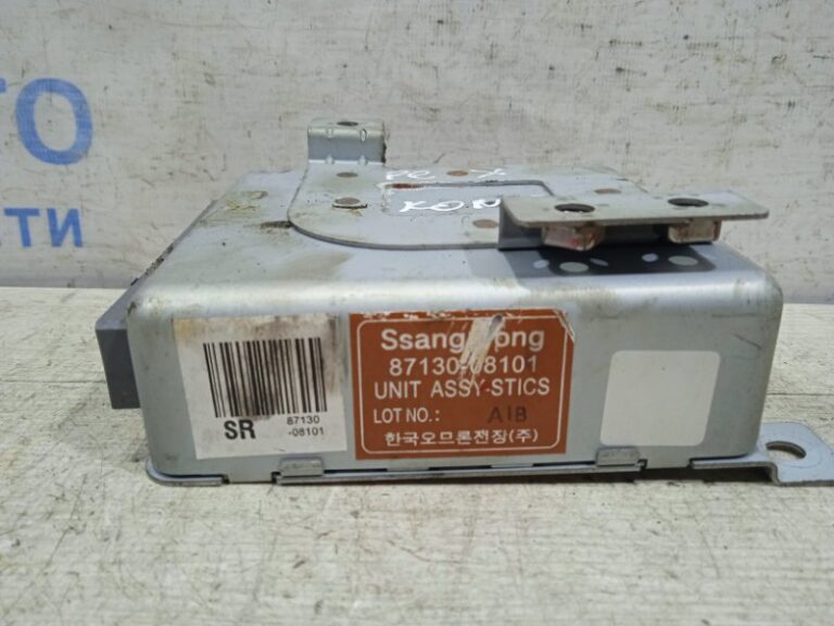 Блок комфорта SsangYong Rexton 2001-2012 8713008101 (Арт. 19033)
