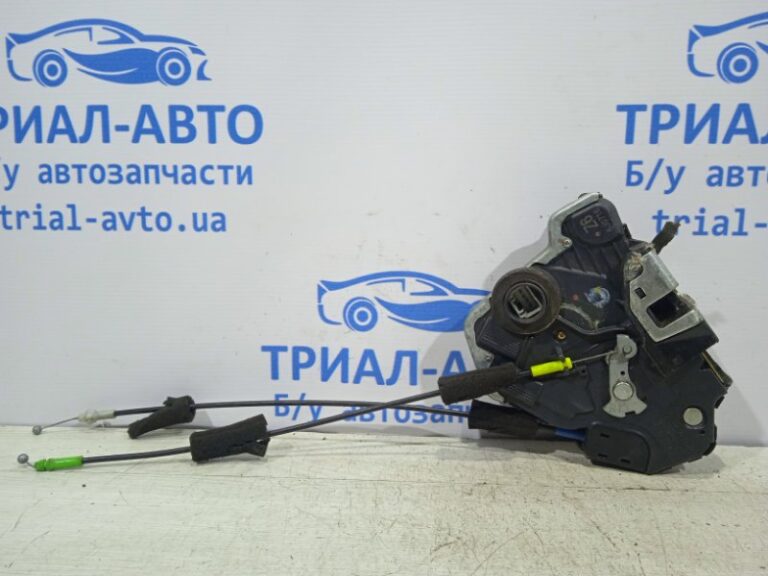 Замок двери передний правый Lexus RX 350 2003-2009 6903033251 (Арт. 7798)
