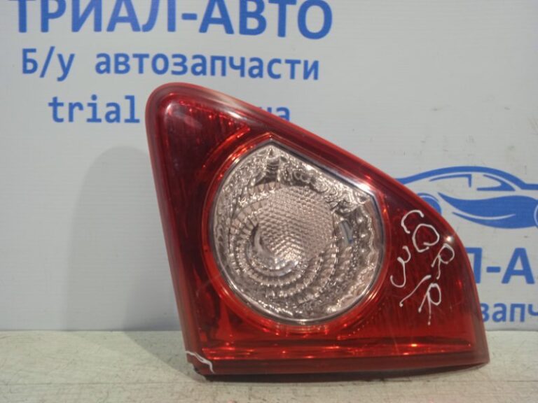 Фонарь задний внутренний правый Toyota Corolla 2006-2012 8158112110 (Арт. 19833)