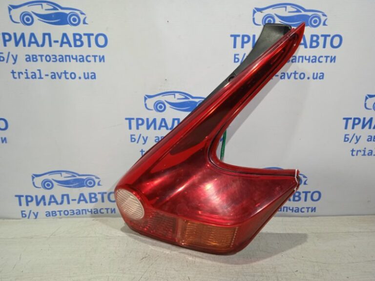 Фонарь задний внешний правый Nissan Juke 2010-2019 265501ka0a (Арт. 21105)