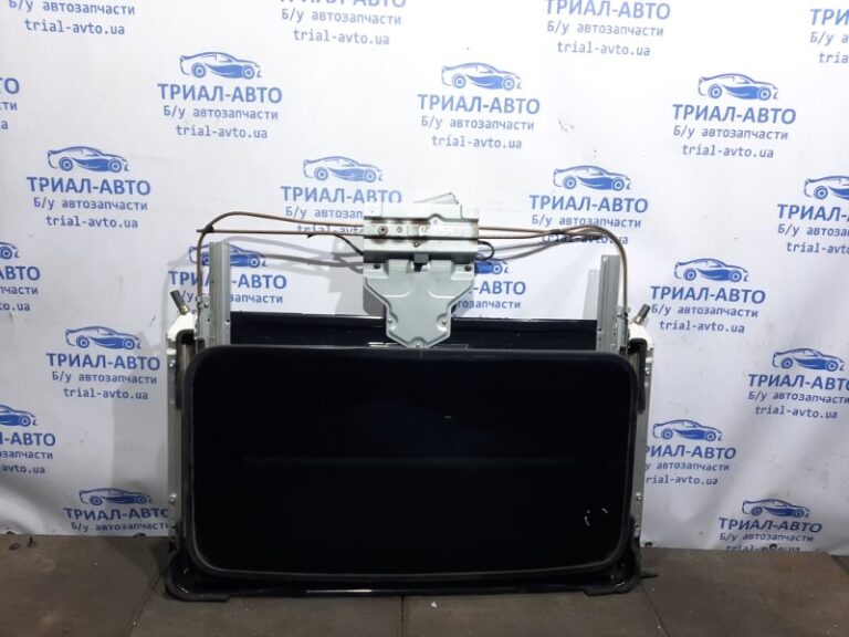 Люк в сборе Mitsubishi Outlander 2003-2007 MR599238 (Арт. 21394)
