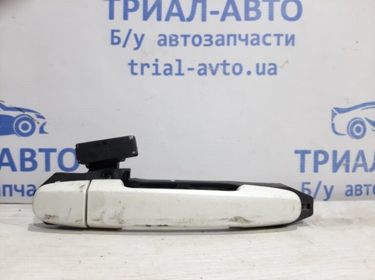 Ручка двери внешняя задняя правая Toyota RAV 4 2005-2012 6921112220P2 (Арт. 21514)