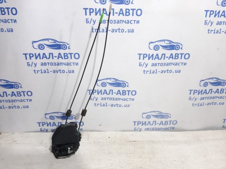 Замок двери задний левый Toyota RAV 4 2005-2012 6906042030 (Арт. 21586)