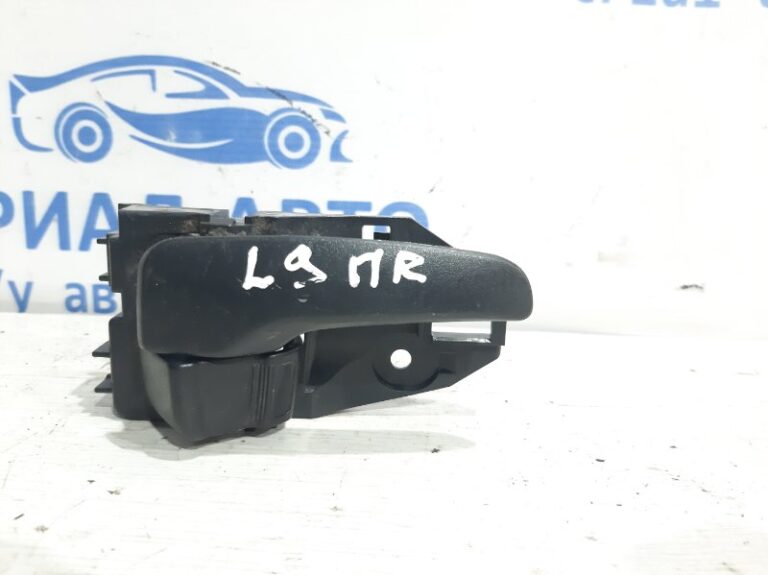 Ручка двери внутреняя передняя правая Mitsubishi Lancer 2003-2009 5716A172HA (Арт. 21648)