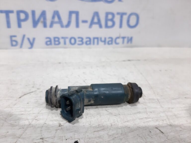 Форсунка топливная Toyota Land Cruiser 1998-2007 2325050040 (Арт. 21995)