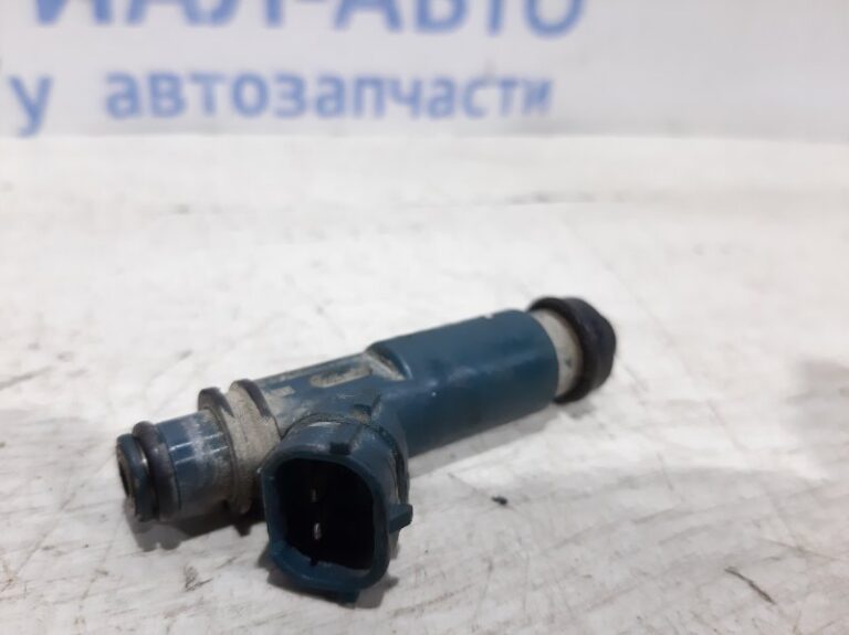 Форсунка топливная Toyota Land Cruiser 1998-2007 2325050040 (Арт. 22000)