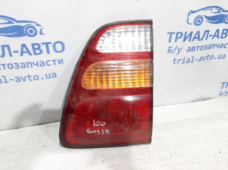 Фонарь задний внутренний правый Toyota Land Cruiser 1998-2007 8158160141 (Арт. 22059)