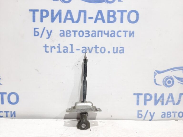 Ограничитель двери задний левый Toyota RAV 4 2005-2012 6864042030 (Арт. 22148)