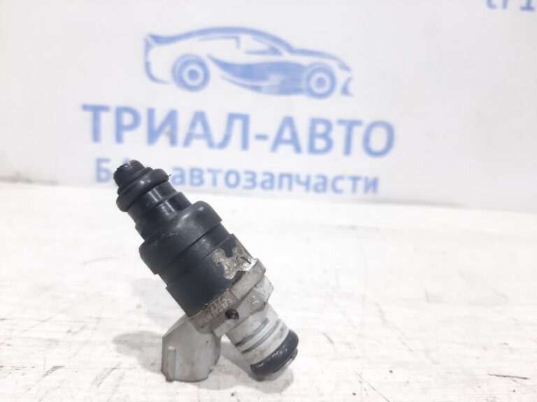 Форсунка топливная Mitsubishi Lancer 2007-2017 MR988977 (Арт. 22197)
