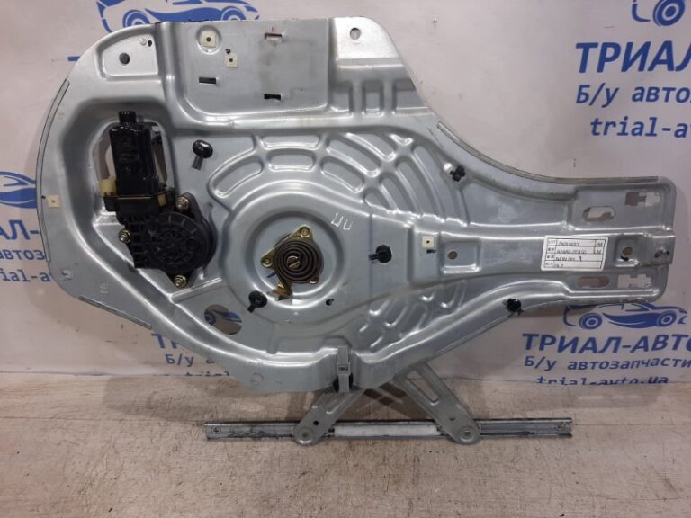 Стеклоподъемник передний правый Hyundai Tucson 2004-2009 824062e000 (Арт. 23976)