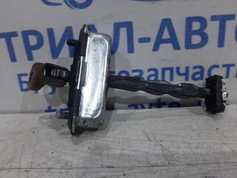 Ограничитель двери передний правый KIA Ceed 2006-2012 793901H500 (Арт. 24206)