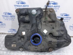 Бак топливный пластик Toyota Avensis 2009-2018 7700105050 (Арт. 24738)