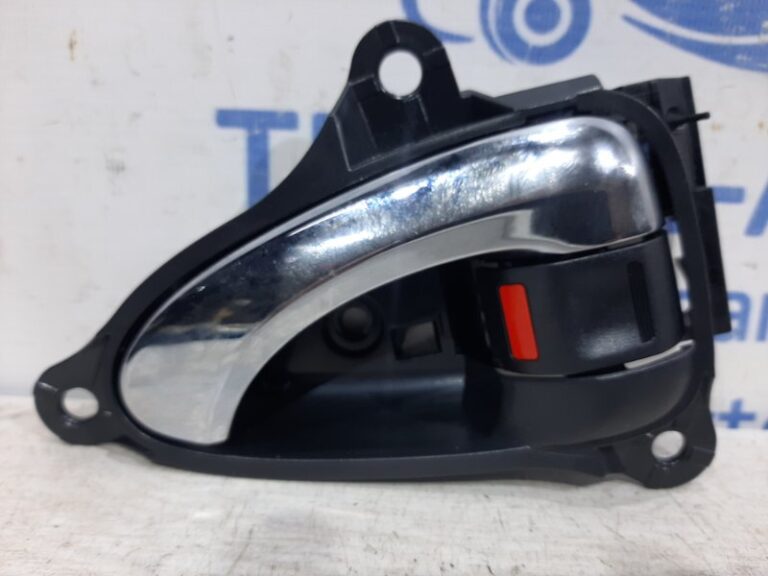 Ручка двери внутренняя левая Toyota RAV 4 2005-2012 6920633100B0 (Арт. 24850)
