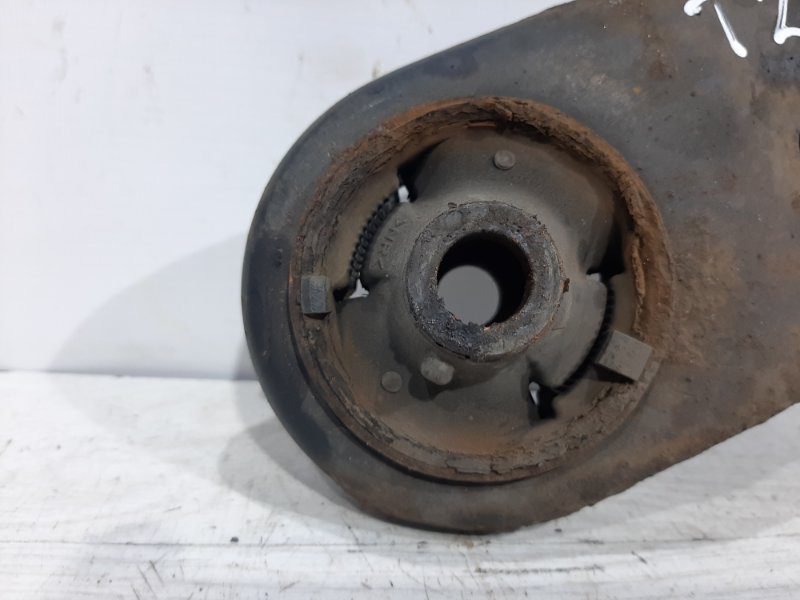 Рычаг правый Toyota Avensis 2009-2018 4806805080 (Арт. 24967) Рычаг правый Toyota Avensis 2009-2018 4806805080 (Арт. 24967)