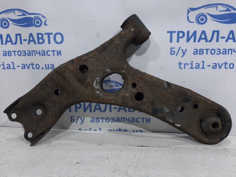 Рычаг правый Toyota Avensis 2009-2018 4806805080 (Арт. 24967) Рычаг правый Toyota Avensis 2009-2018 4806805080 (Арт. 24967)