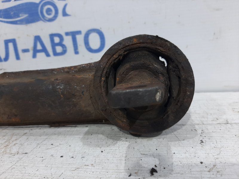 Рычаг задней подвески продольный правый Toyota Avensis 2009-2018 4876005010 (Арт. 24971) Рычаг задней подвески продольный правый Toyota Avensis 2009-2018 4876005010 (Арт. 24971)