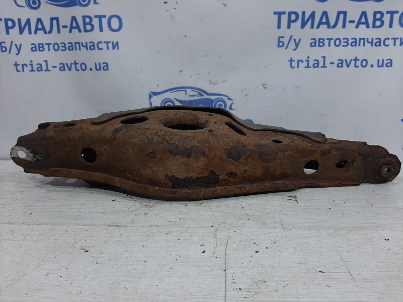 Рычаг задней подвески нижний поперечный (под пружину) Toyota RAV 4 2005-2012 4874042010 (Арт. 24977) Рычаг задней подвески нижний поперечный (под пружину) Toyota RAV 4 2005-2012 4874042010 (Арт. 24977)