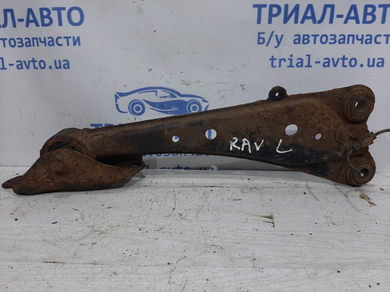 Рычаг задней подвески продольный левый Toyota RAV 4 2005-2012 4878042010 (Арт. 24980) Рычаг задней подвески продольный левый Toyota RAV 4 2005-2012 4878042010 (Арт. 24980)