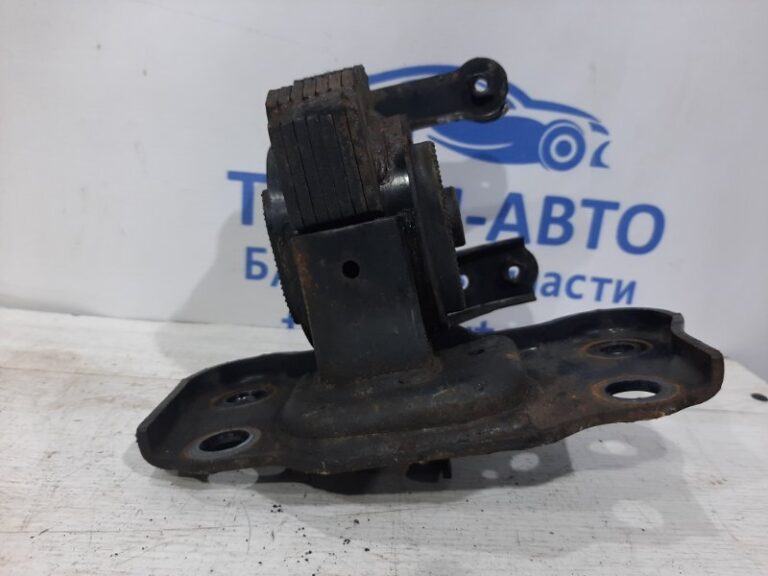 Подушка ДВС левая Toyota Avensis 2009-2018 123720T130 (Арт. 25003)