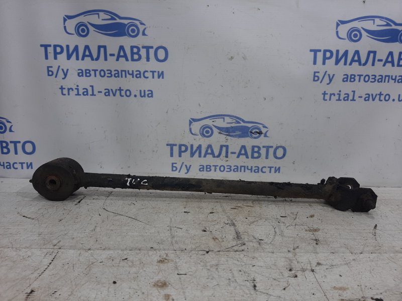 Рычаг задней подвески продольный правый Hyundai Tucson 2004-2009 551102E101 (Арт. 25497) Рычаг задней подвески продольный правый Hyundai Tucson 2004-2009 551102E101 (Арт. 25497)