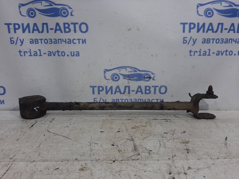 Рычаг задней подвески продольный правый Hyundai Tucson 2004-2009 551102E101 (Арт. 25497) Рычаг задней подвески продольный правый Hyundai Tucson 2004-2009 551102E101 (Арт. 25497)