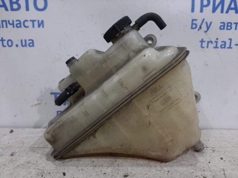 Бачок радиатора (расширительный) Toyota Prado 2002-2009 1647030030 (Арт. 25718)
